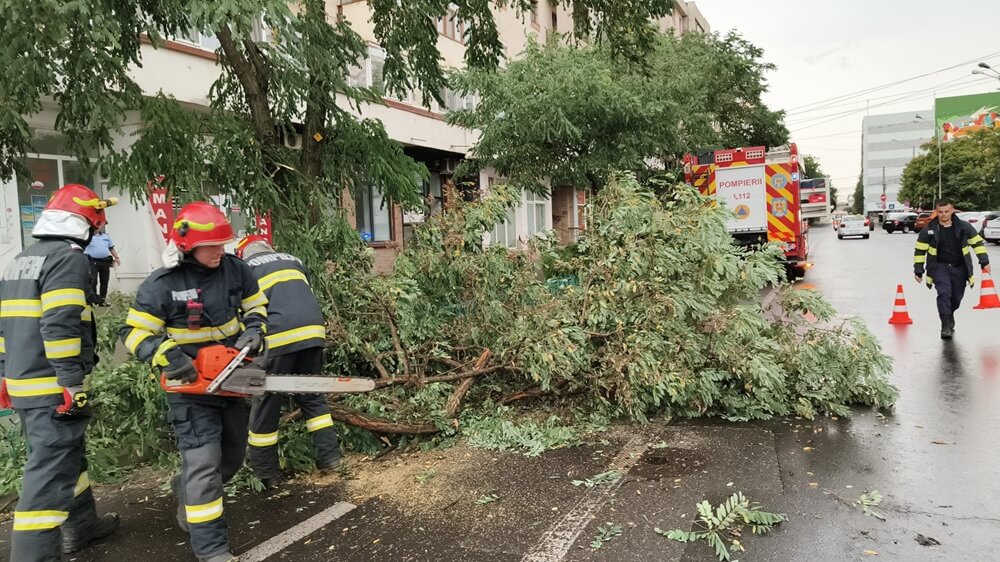 alertă vijelie pagube ploiești