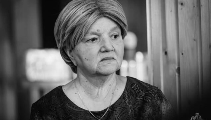 mariana ștefan învățătoare s-a stins