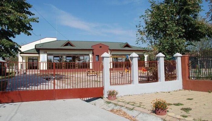 grădiniță creșă brazi