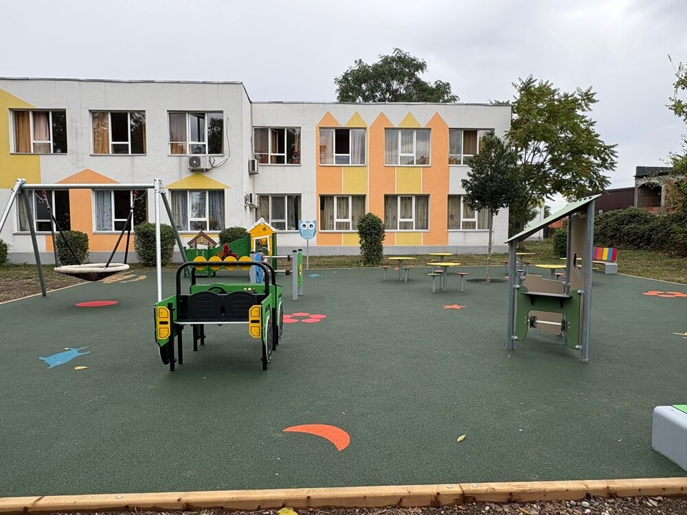 loc de joacă creșa upetrom