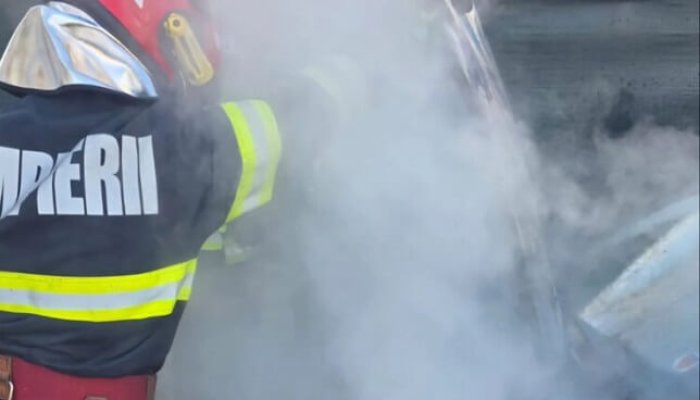 o mașină a luat foc pe A3 bucurești ploiești