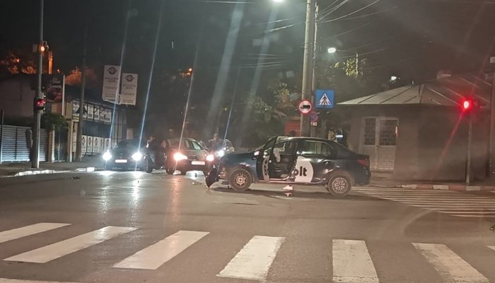 Accident cu Bolt în intersecția de lângă AFI Ploiești