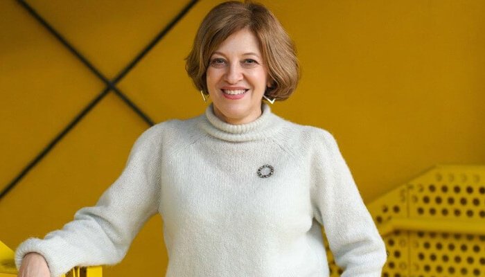 oana gheorghiu dăruiește viață