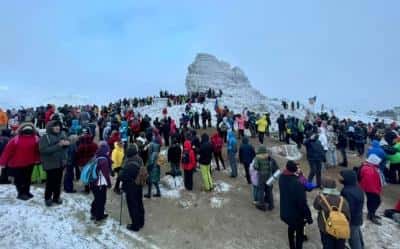 Mii de oameni au urcat pe Platoul Bucegi, de Ziua Sfinxului. Salvamontiștii au avut cinci intervenții (video)