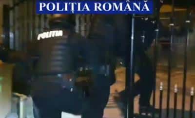 VIDEO - Razii în Ploiești și Păulești, miercuri dimineață. Polițiști fac și 12 percheziții