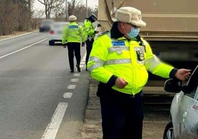 Acțiune comună a polițiștilor din Prahova și Dâmbovița, pe drumurile naționale