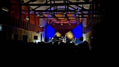 Filarmonica Ploieşti îşi va cumpăra o scenă, pentru a organiza spectacole în diverse zone ale municipiului