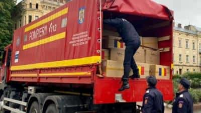 România trimite combustibil, veste antiglonț, căști, muniție și echipamente militare, alimente, apă și medicamente către Ucraina