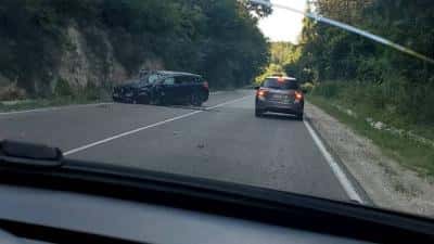 FOTO | Accident violent în Bulgaria, între două maşini din România