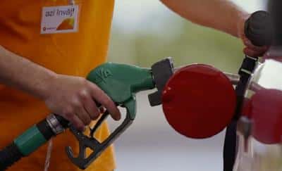 VIDEO Măsuri pentru reducerea consumului de apă și energie, în stațiile Rompetrol din România