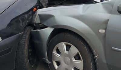 Accident cu trei mașini, pe DN1, la Bușteni. O femeie a fost dusă la spital