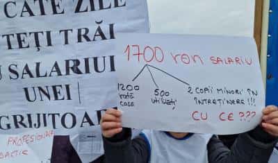 Angajații din învățământ protestează pentru salarii mai mari. “Creșterea prețurilor la produsele de bază și la utilități au condus la creșterea gradului de sărăcire”