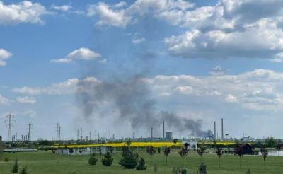 VIDEO 🎦 Trei răniți în urma unui incident grav, la Rafinăria Petrobrazi. Doi dintre ei au suferit arsuri, o victimă fiind transportată cu elicopterul SMURD la Floreasca - UPDATE