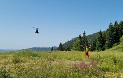 Două persoane rănite, duminică, pe trasee montane din Prahova. În Bucegi a fost nevoie, din nou, de intervenția unui elicopter SMURD