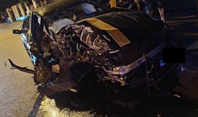 FOTO și VIDEO 🎦 Accident grav, azi-noapte, pe strada Mărășești din Ploiești. Două persoane au fost rănite 